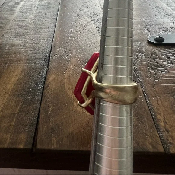 Kendra Scott Red Megan Cocktail Ring Large Stone Size 8 - Picture 5 of 8